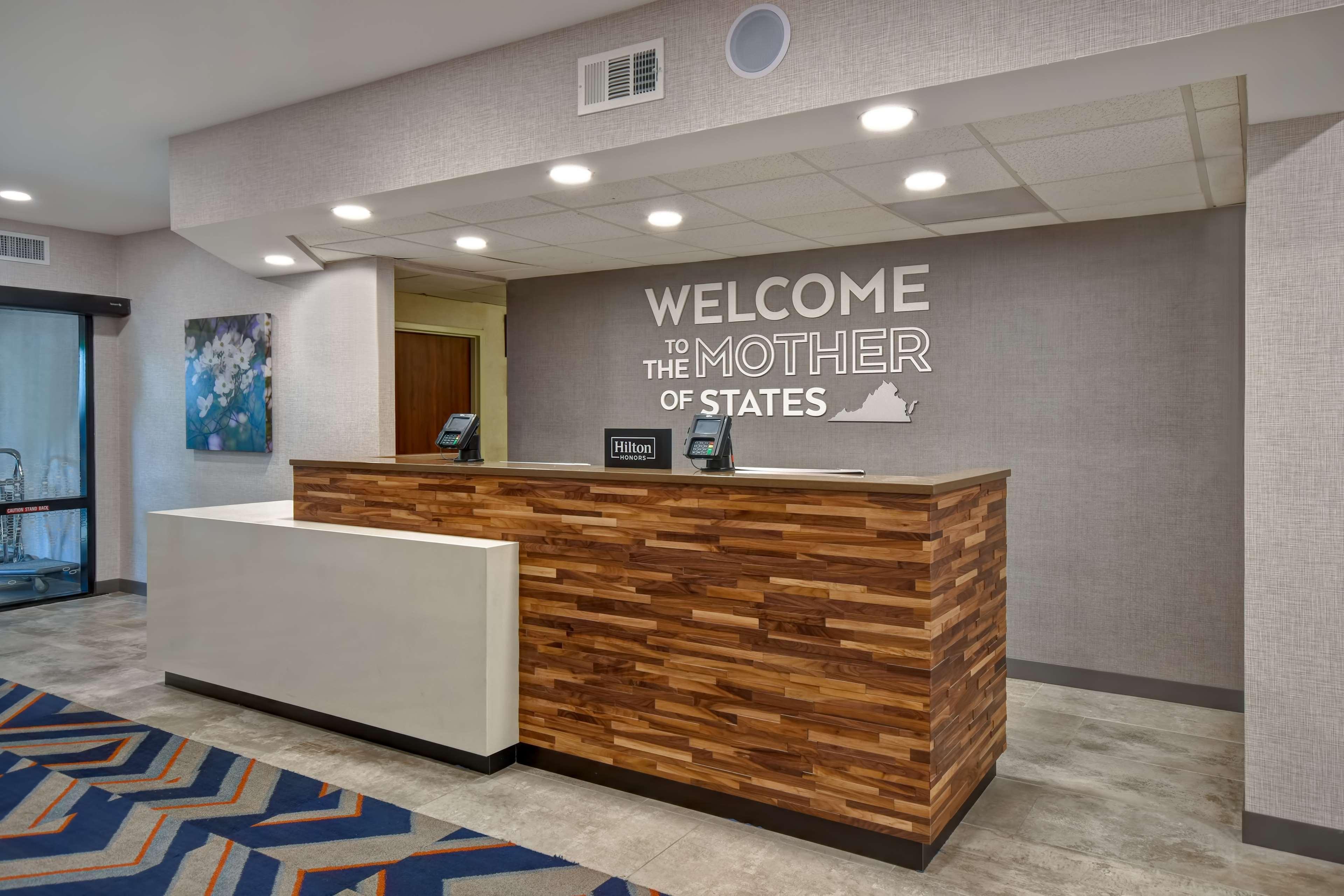Hampton Inn Potomac Mills Woodbridge Extérieur photo