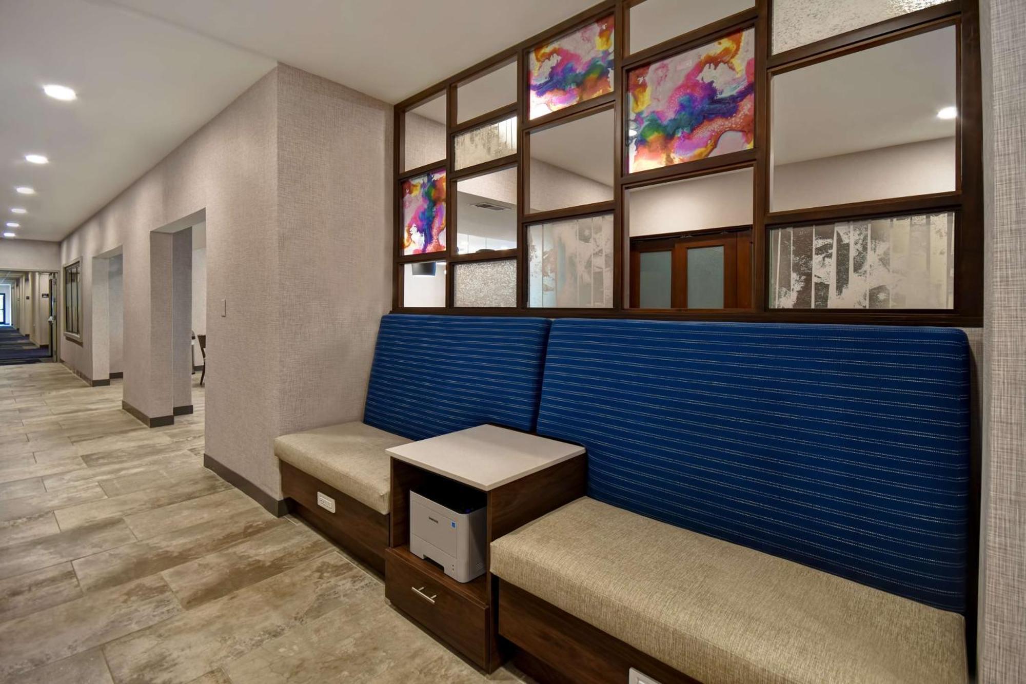 Hampton Inn Potomac Mills Woodbridge Extérieur photo