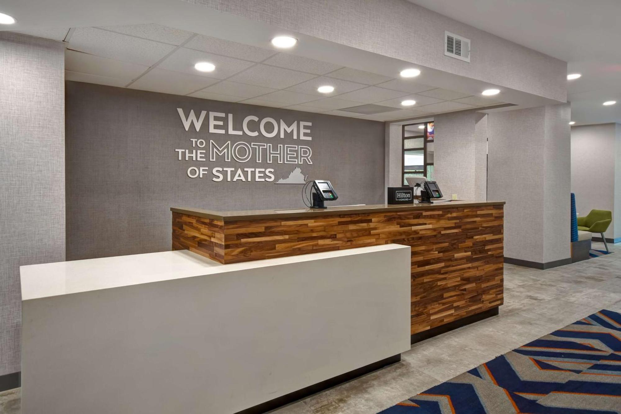 Hampton Inn Potomac Mills Woodbridge Extérieur photo
